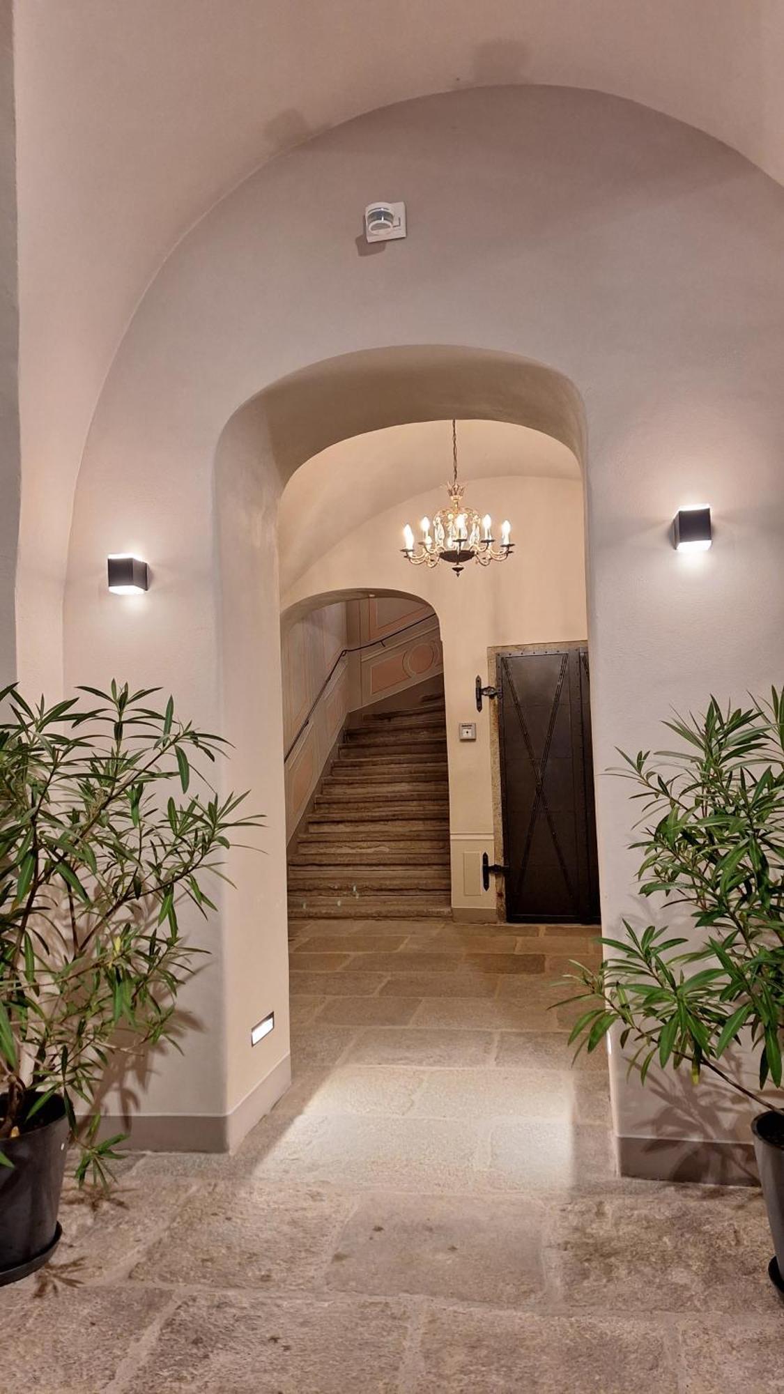 Stadtpalais Familien-Suite 4 Zimmer Mit Galerie Maximal 6 Personen Bautzen Buitenkant foto